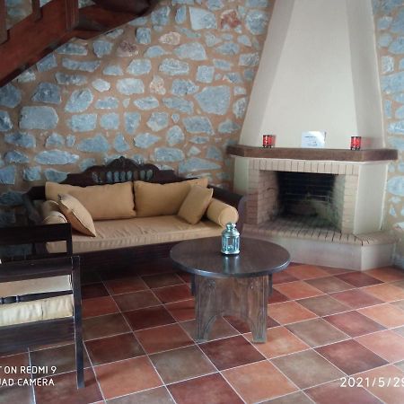 Villas Guest House Вати Екстериор снимка
