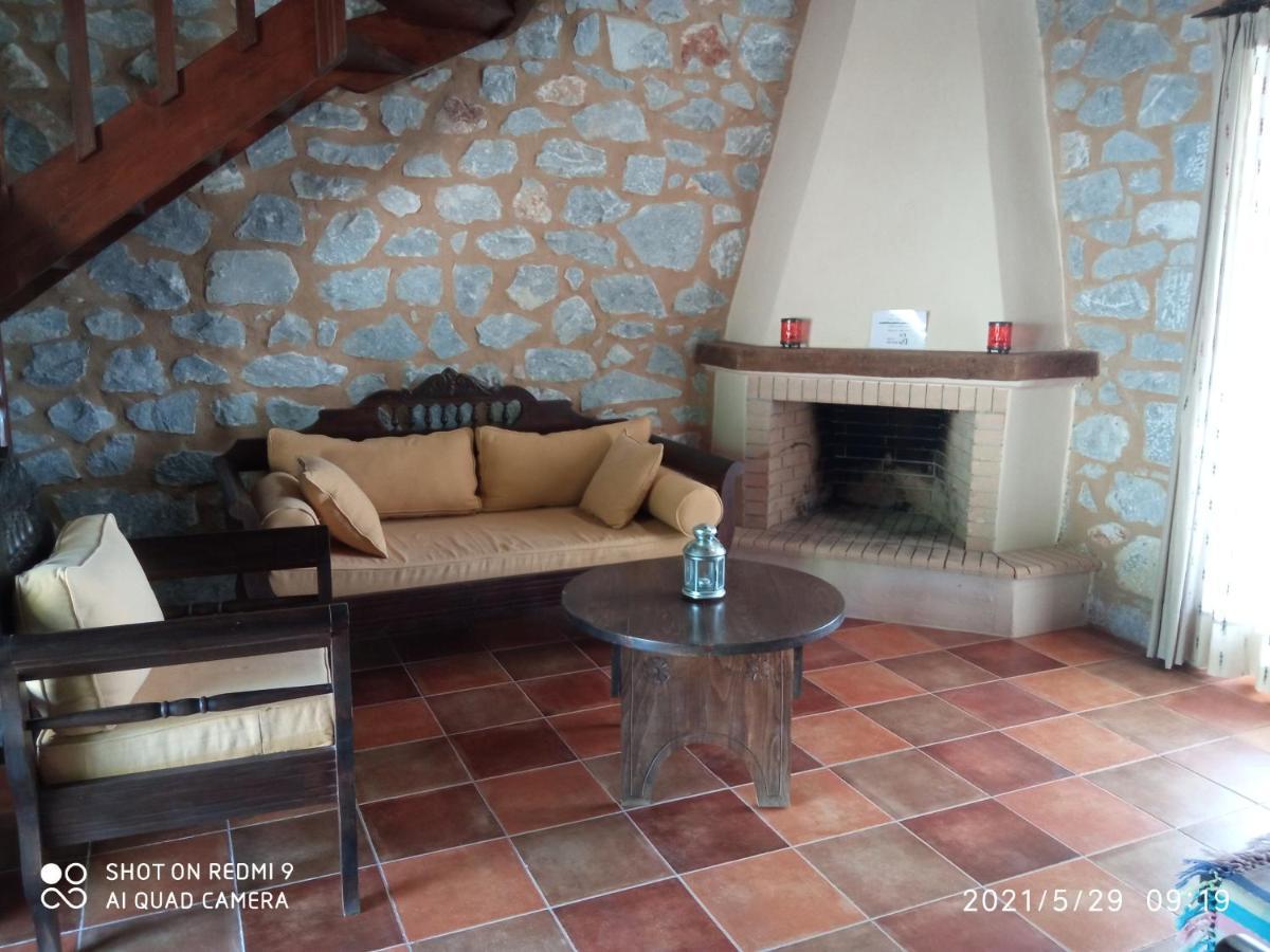 Villas Guest House Вати Екстериор снимка