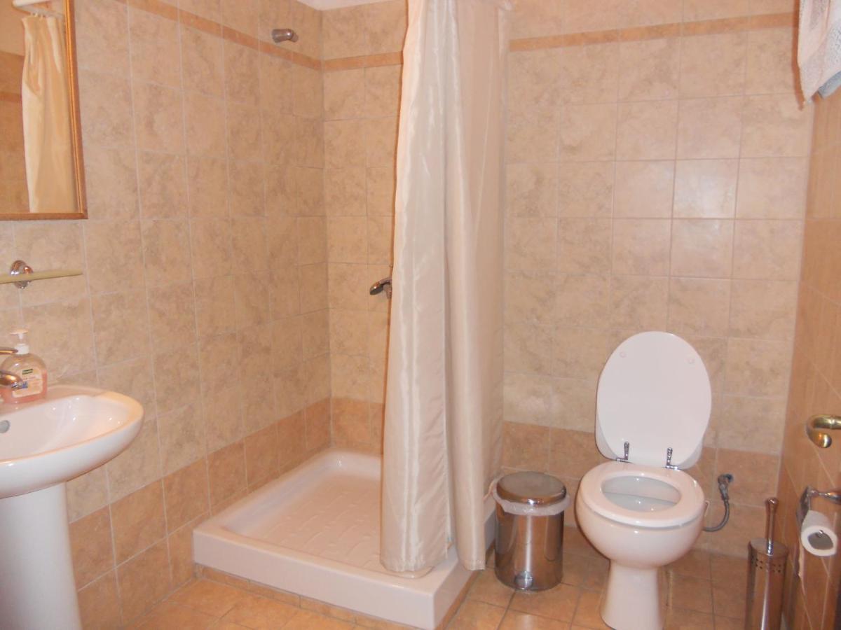 Villas Guest House Вати Екстериор снимка