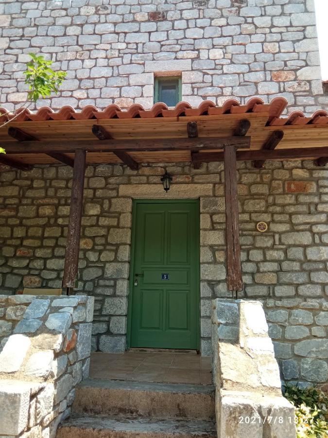 Villas Guest House Вати Екстериор снимка