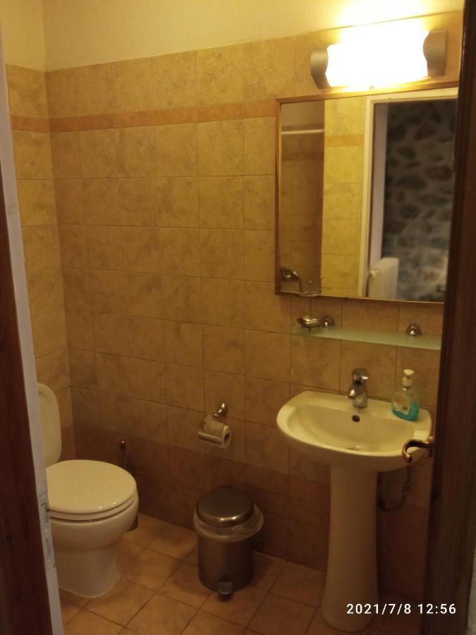 Villas Guest House Вати Екстериор снимка