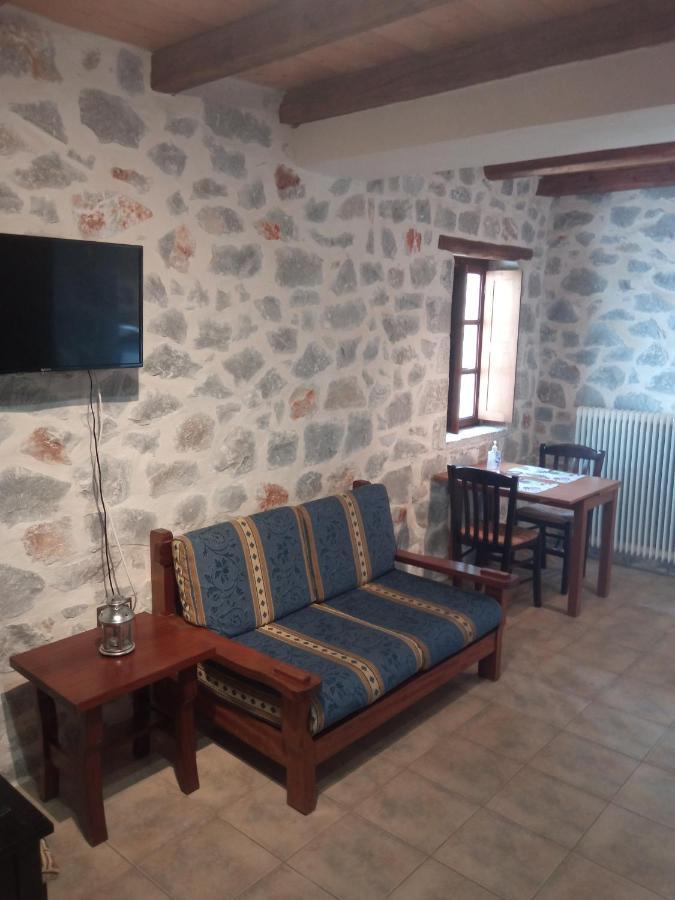 Villas Guest House Вати Екстериор снимка
