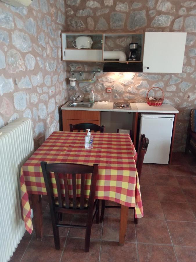 Villas Guest House Вати Екстериор снимка
